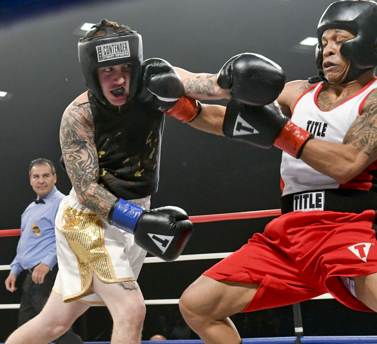 011020 WFC 120 boxing 08.jpg